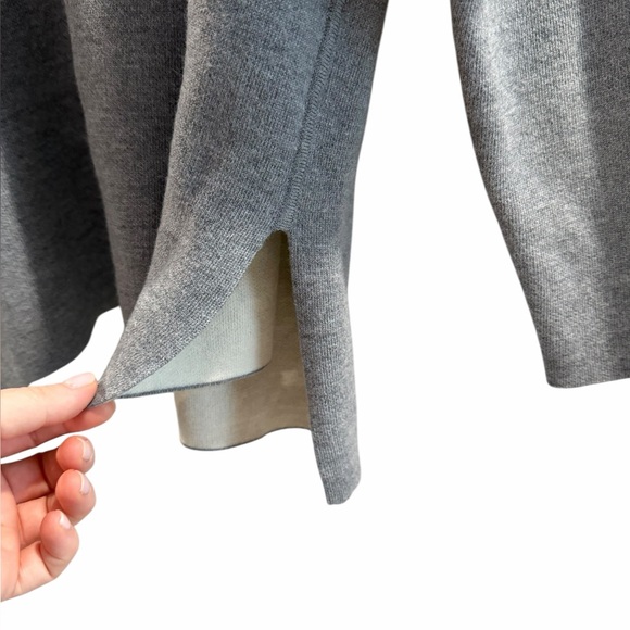 Everlane Mock Neck Sweater - Picture 5 of 6